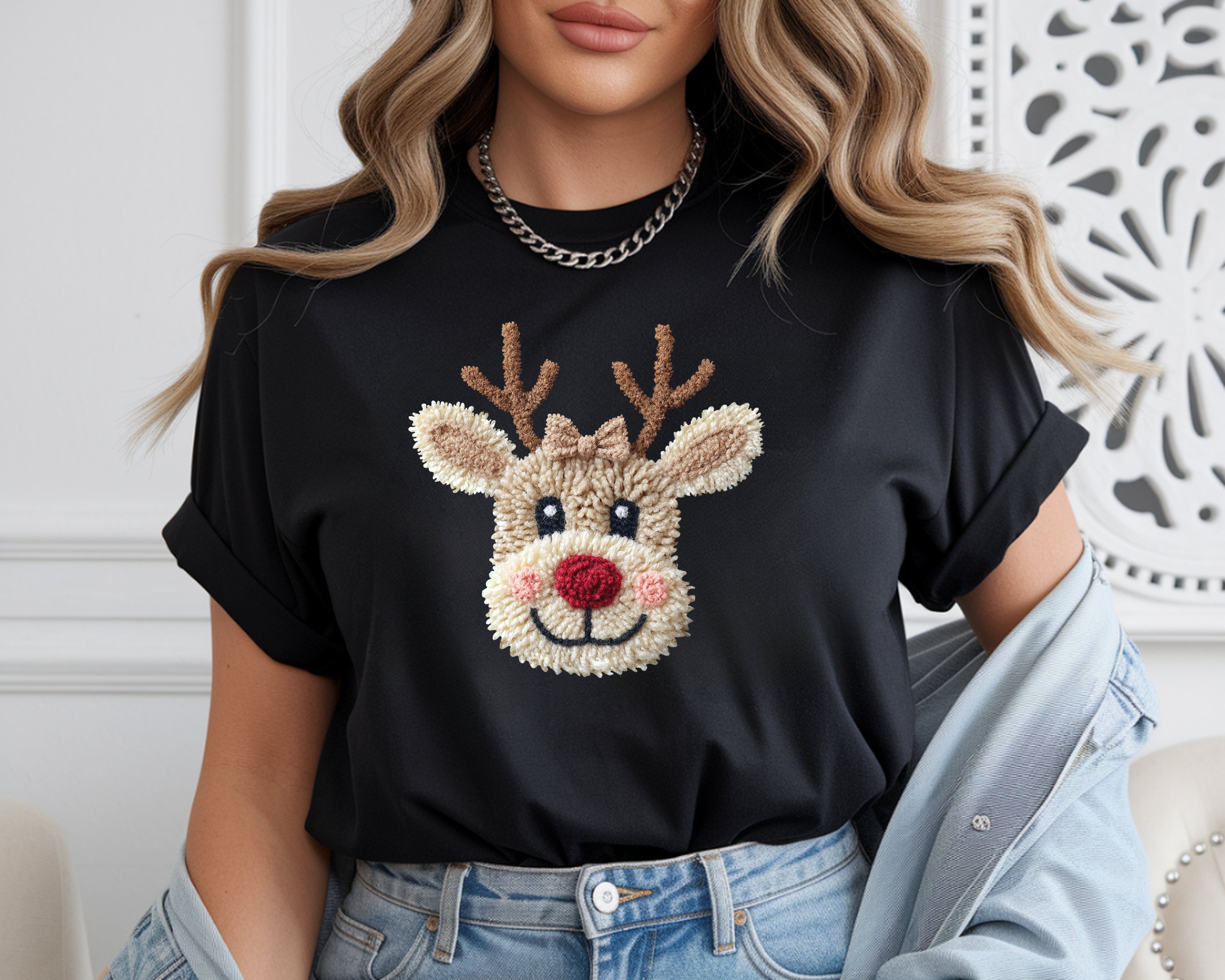 Patchwork Yarn Crochet Reindeer - T-Shirt