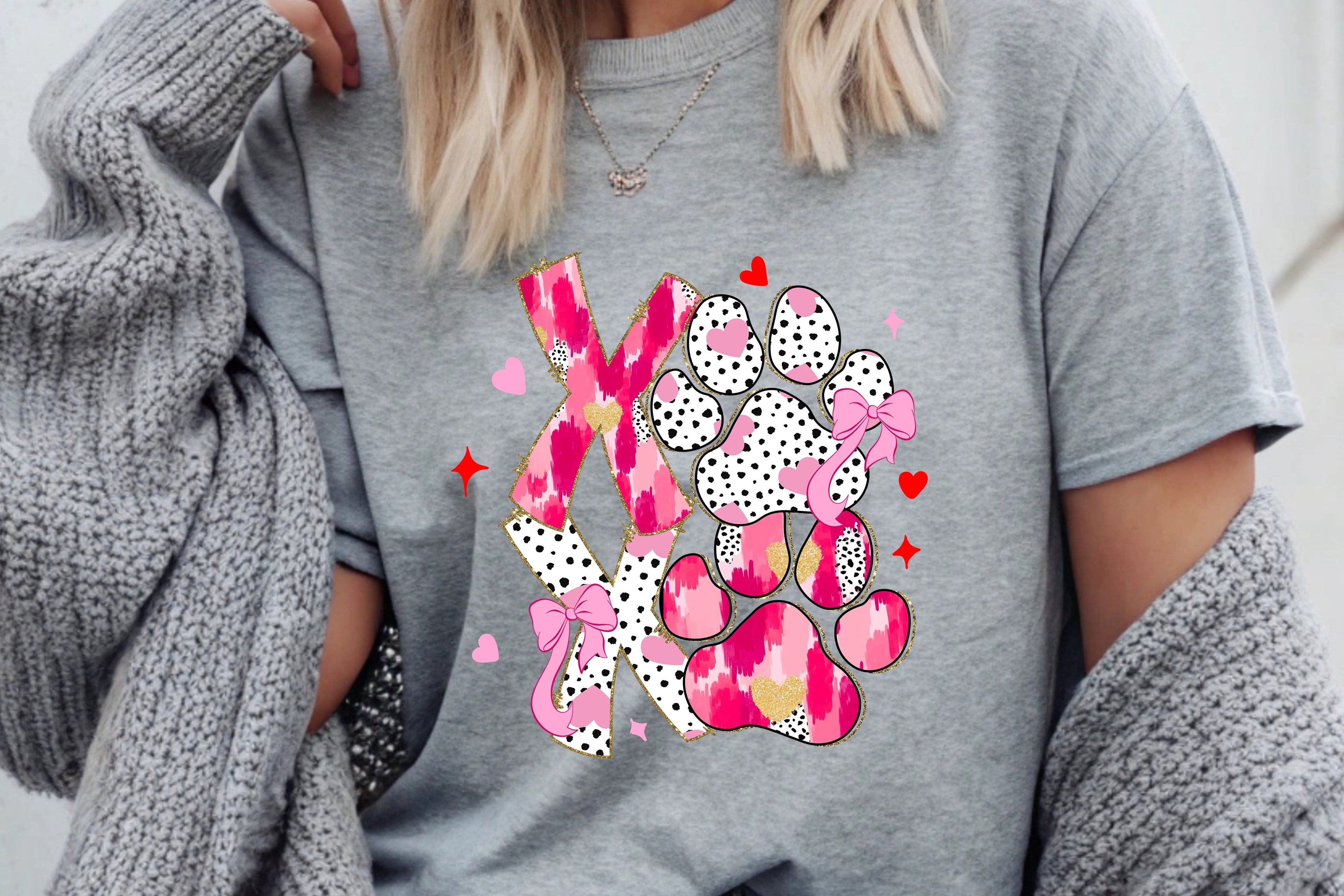 XOXO Paw Print (Wild Side) T-Shirt